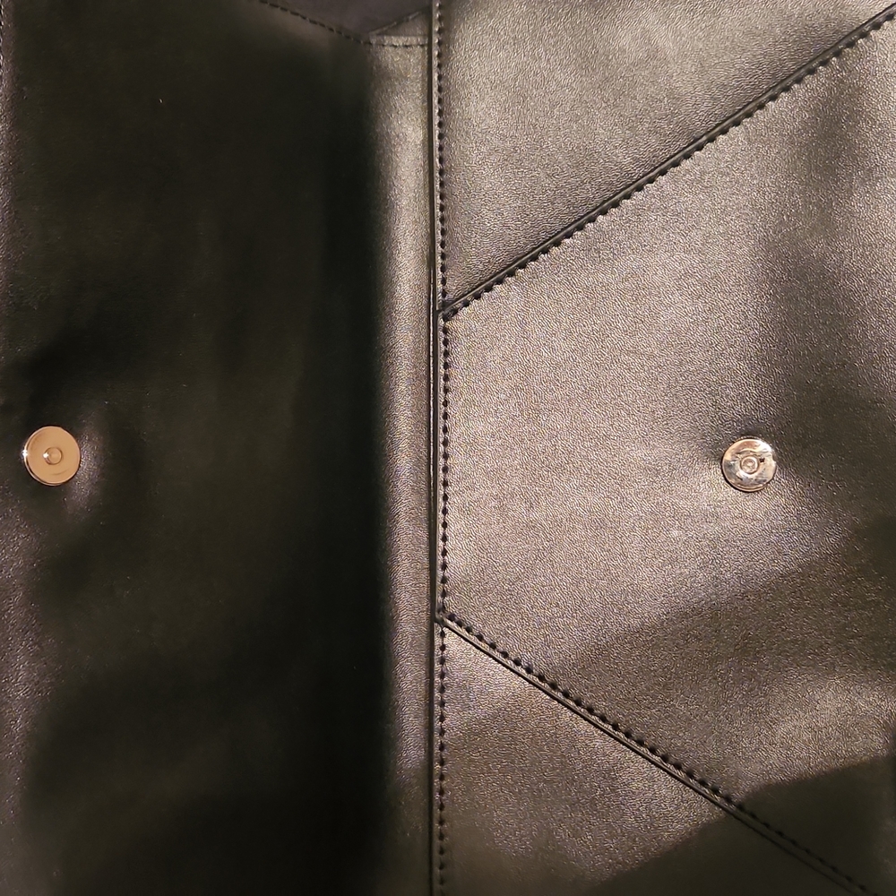 L.A.M.B. handbag - Picture 5 of 9
